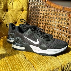 Nike Men’s Air Max Alpha Trainer 5 Workout Shoes Black/White 9.5